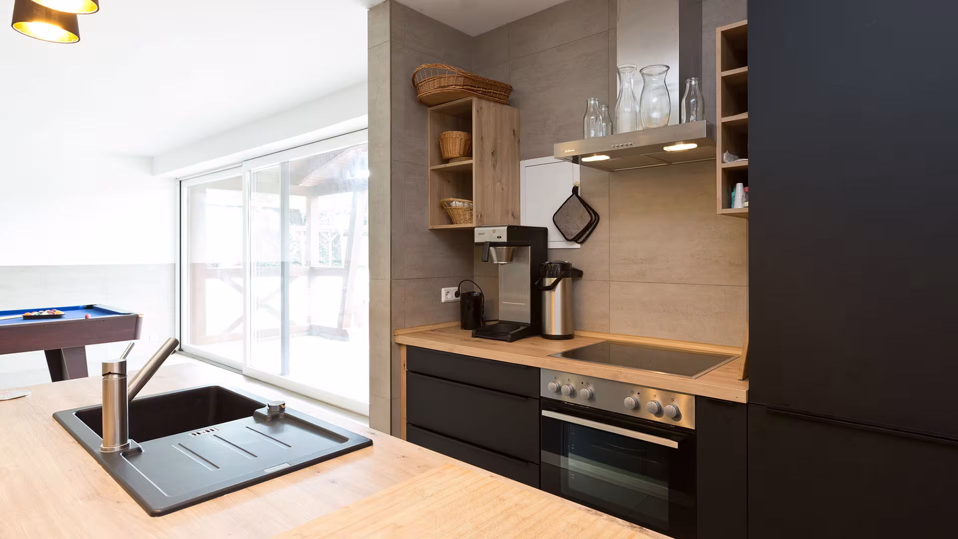Kitchen in the large Landurlaub Müritz holiday house in Jabel